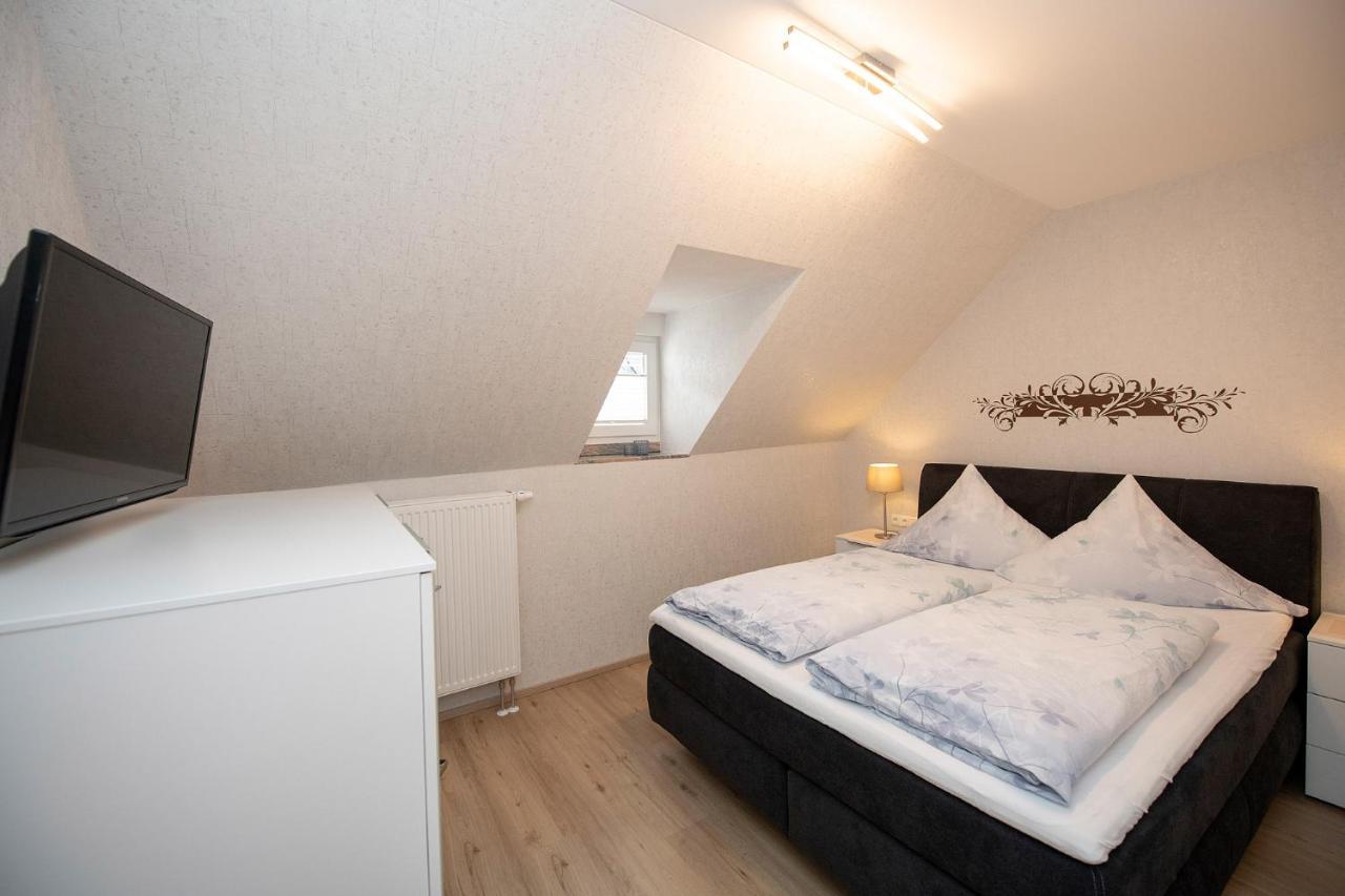 Ferienwohnungen Am Matthiasturm Neef Exterior foto