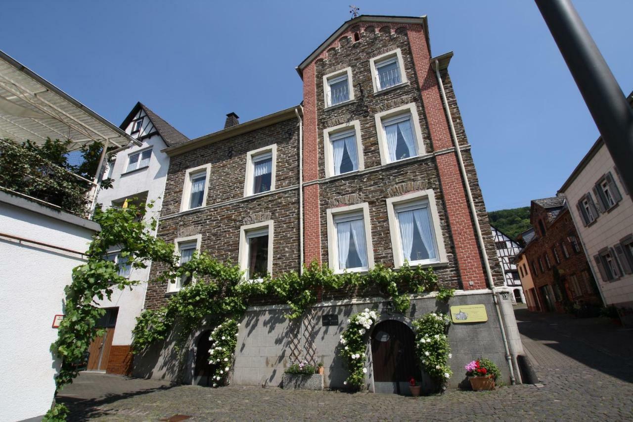 Ferienwohnungen Am Matthiasturm Neef Exterior foto